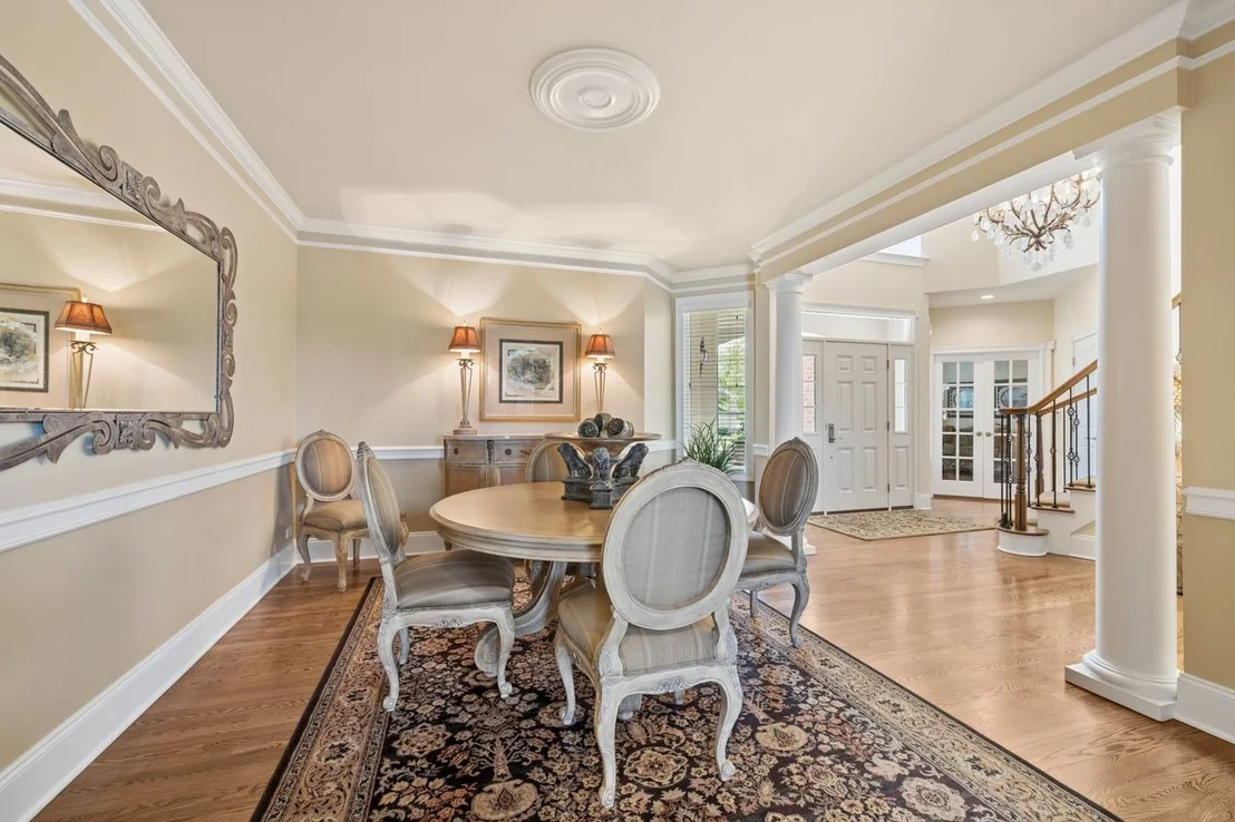 Photo of 1029 Ridgeview Drive