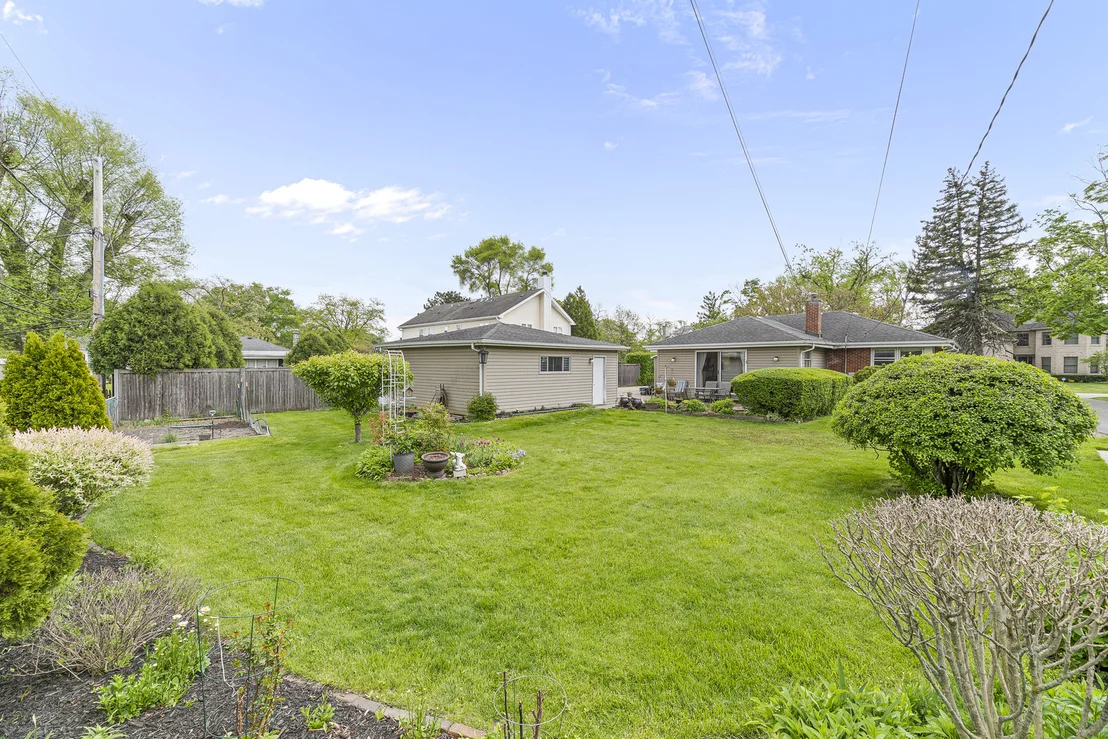 Photo of 2232 Covert Road