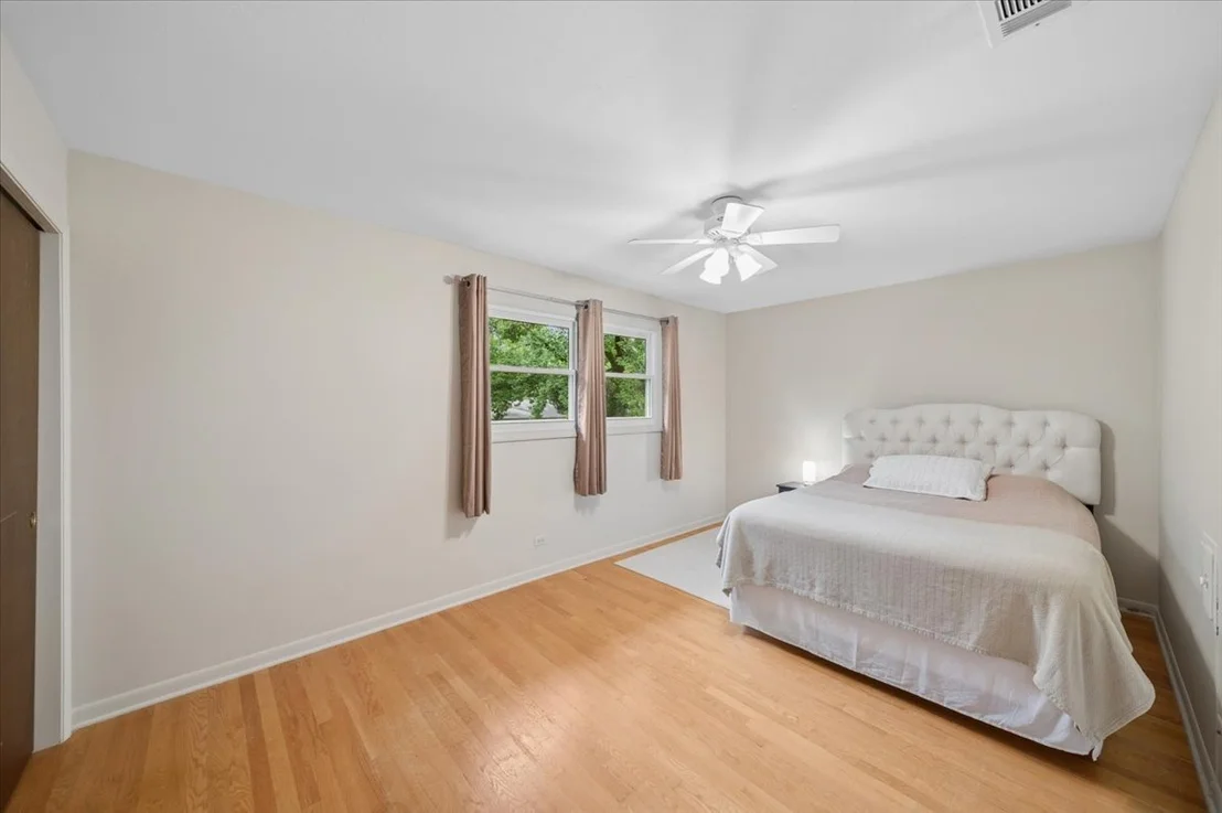 Photo of 1520 Lark Lane