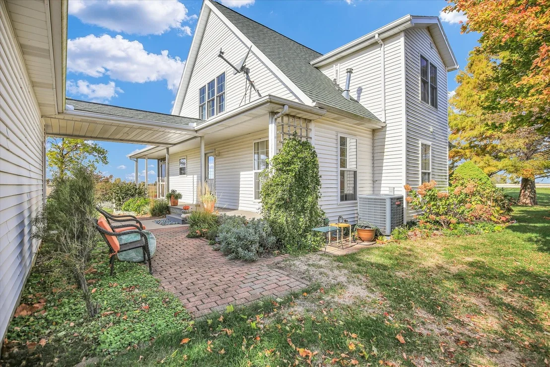 Photo of 561 County Road 700 N