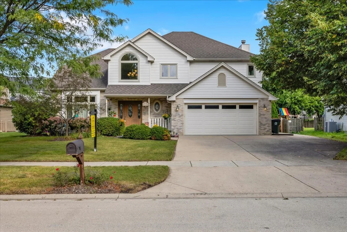 Photo of 236 Isleview Drive