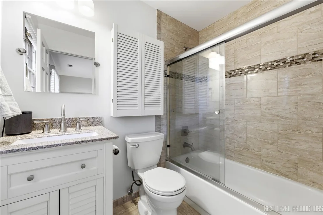 Photo of 549 Bloomfield Circle
