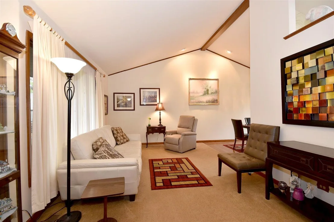 Photo of 206 VILLAGE Road