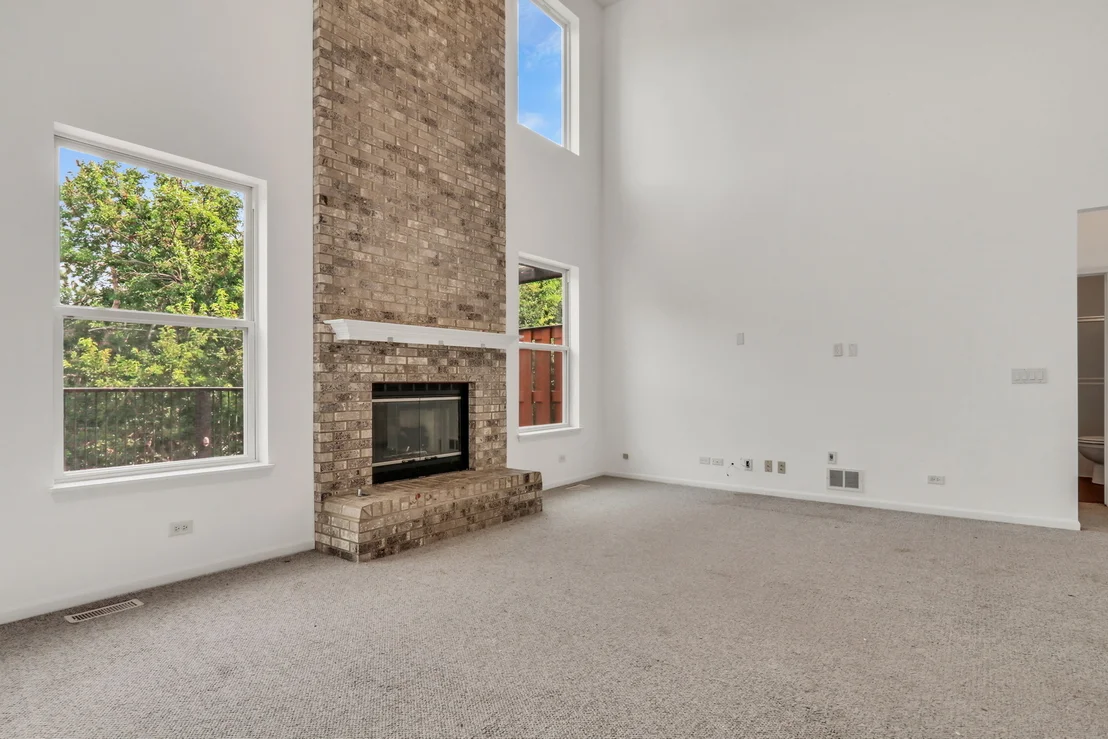 Photo of 1015 Timber Lake Drive