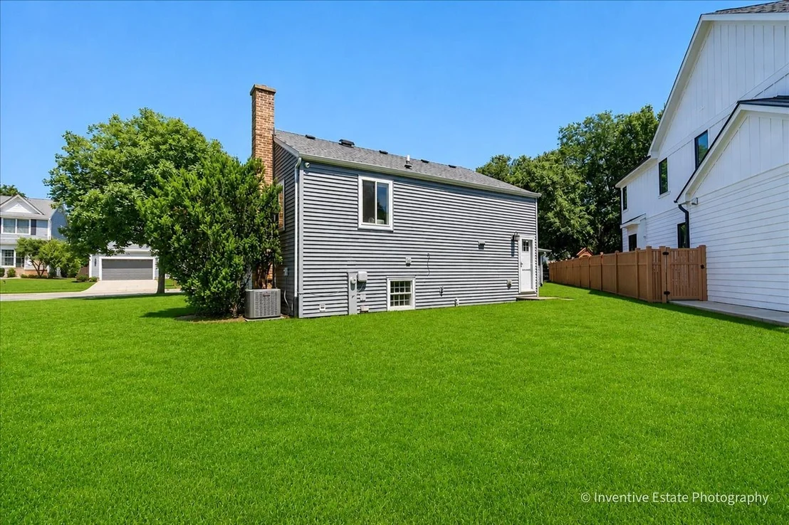 Photo of 331 W Hillside Avenue