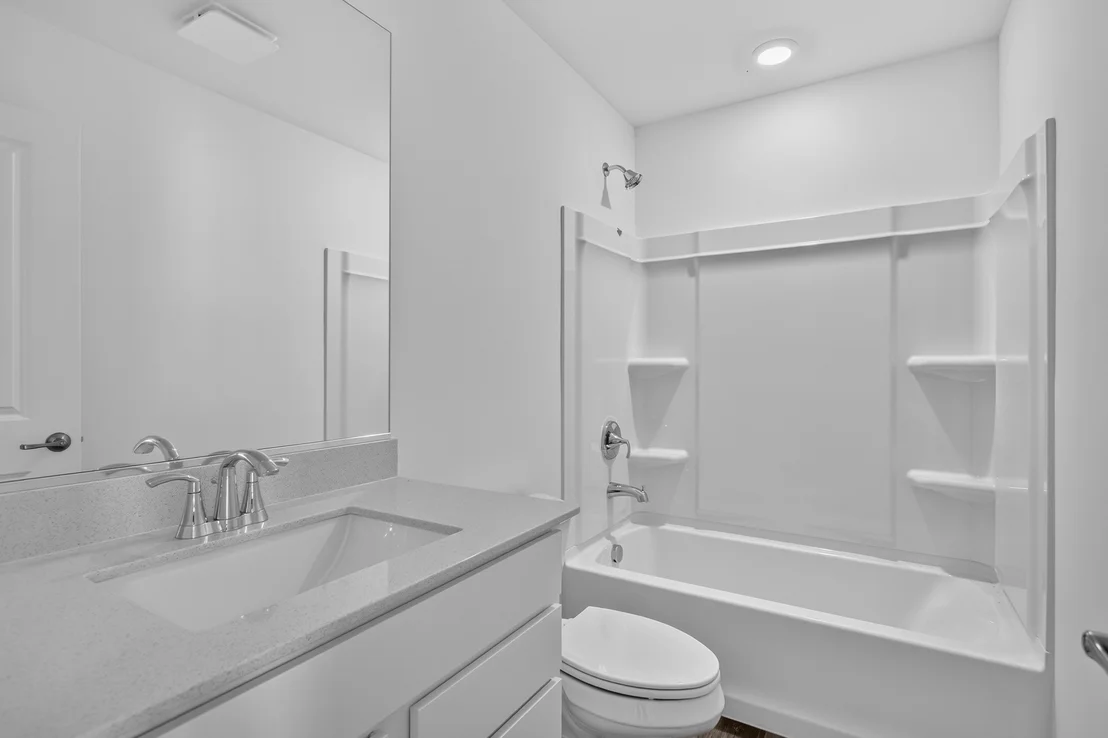 Photo of 446 Red Oak Circle