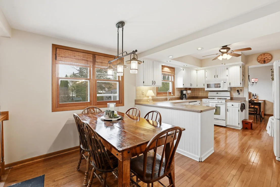 Photo of 637 N Lyle Avenue