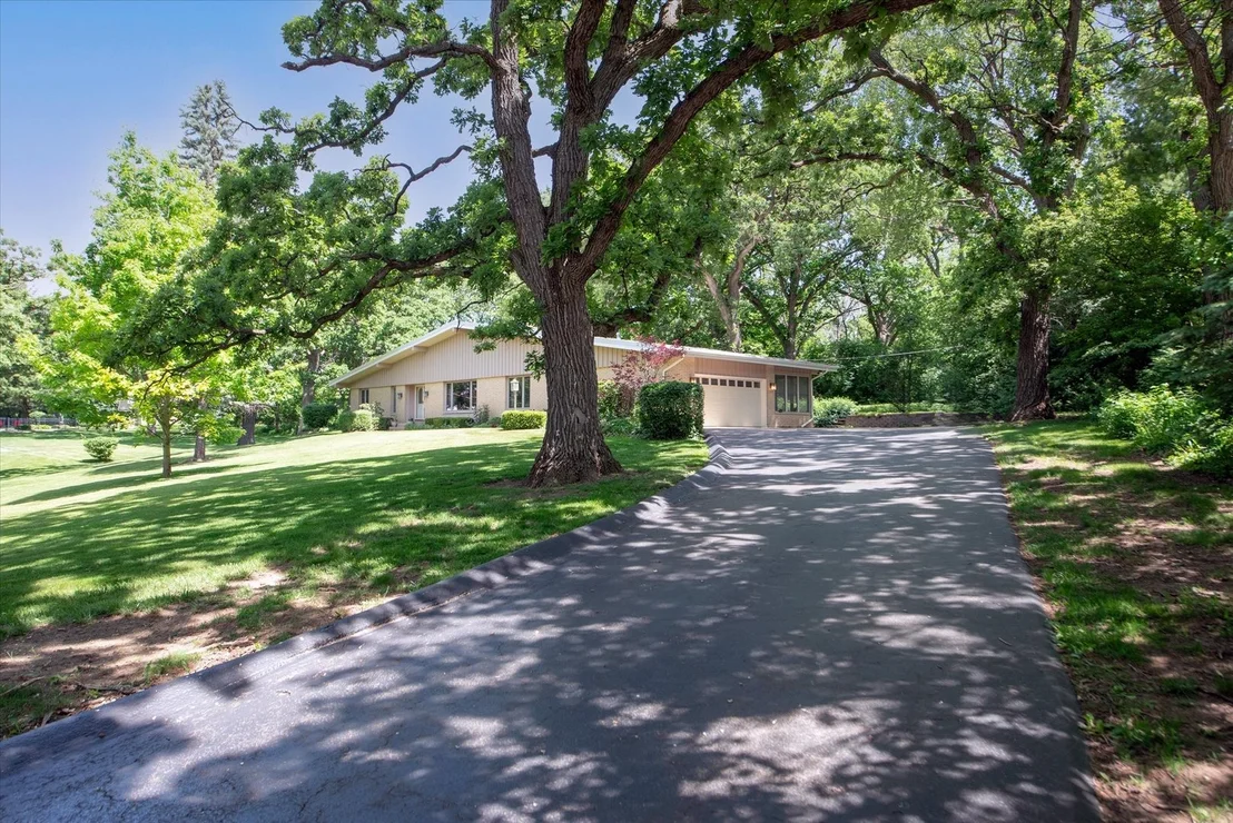 Photo of 1196 Nottingham Lane