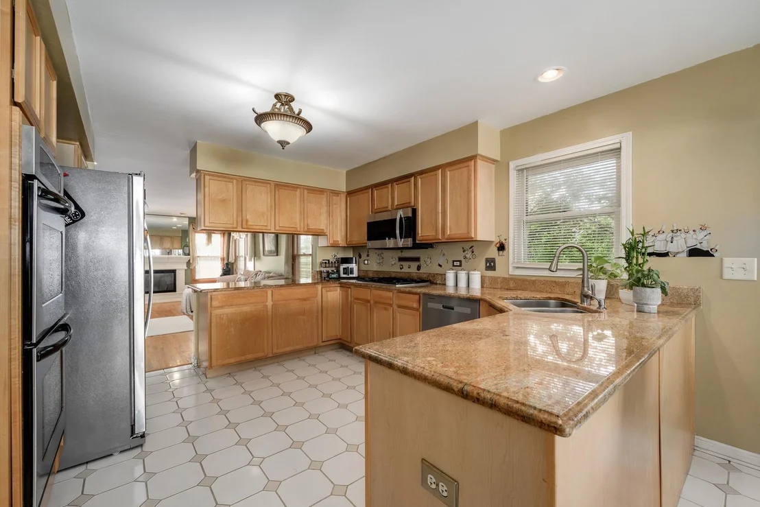 Photo of 5282 Galloway Drive