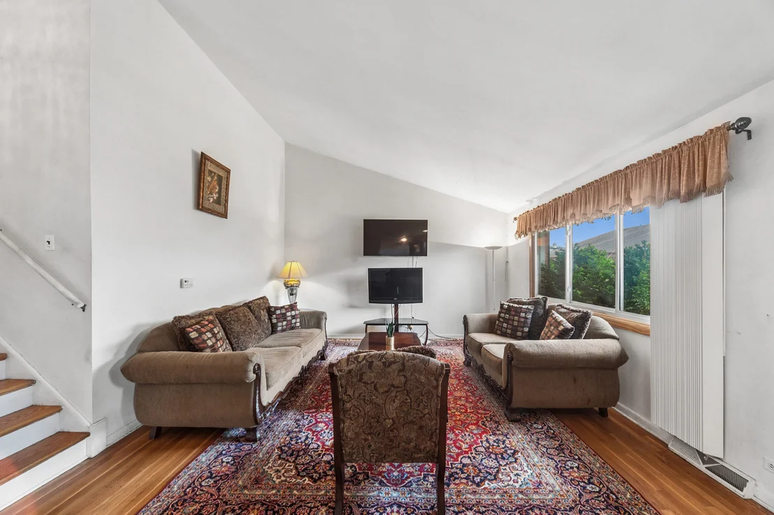 Photo of 9481 Park Lane