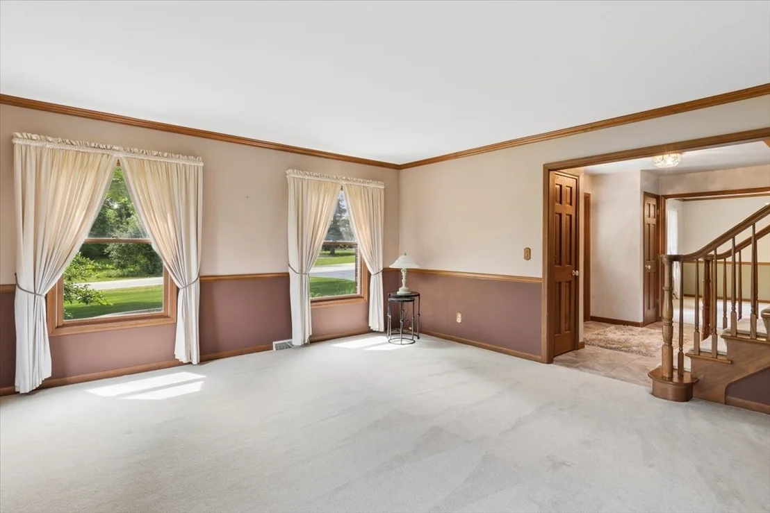 Photo of 39W550 Deerpath Road