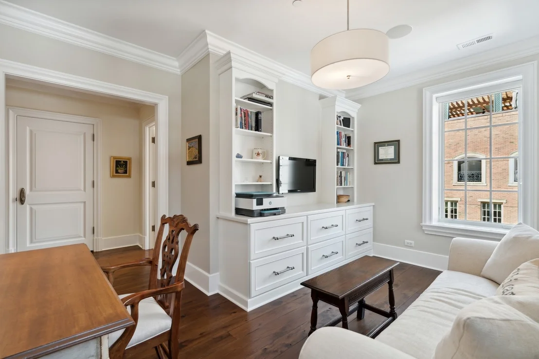 Photo of 446 W Huron Street