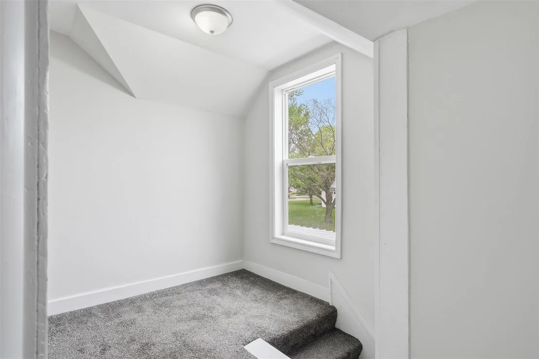 Photo of 357 W 3rd Street