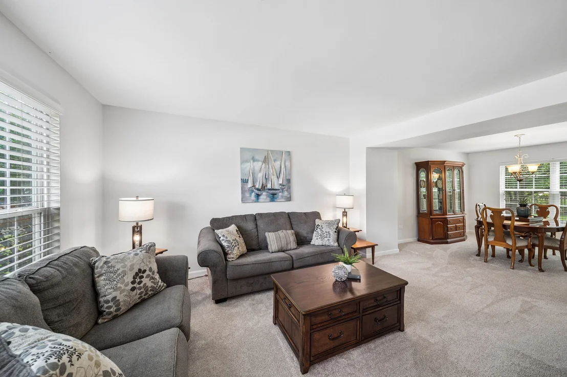 Photo of 567 Lakeview Drive
