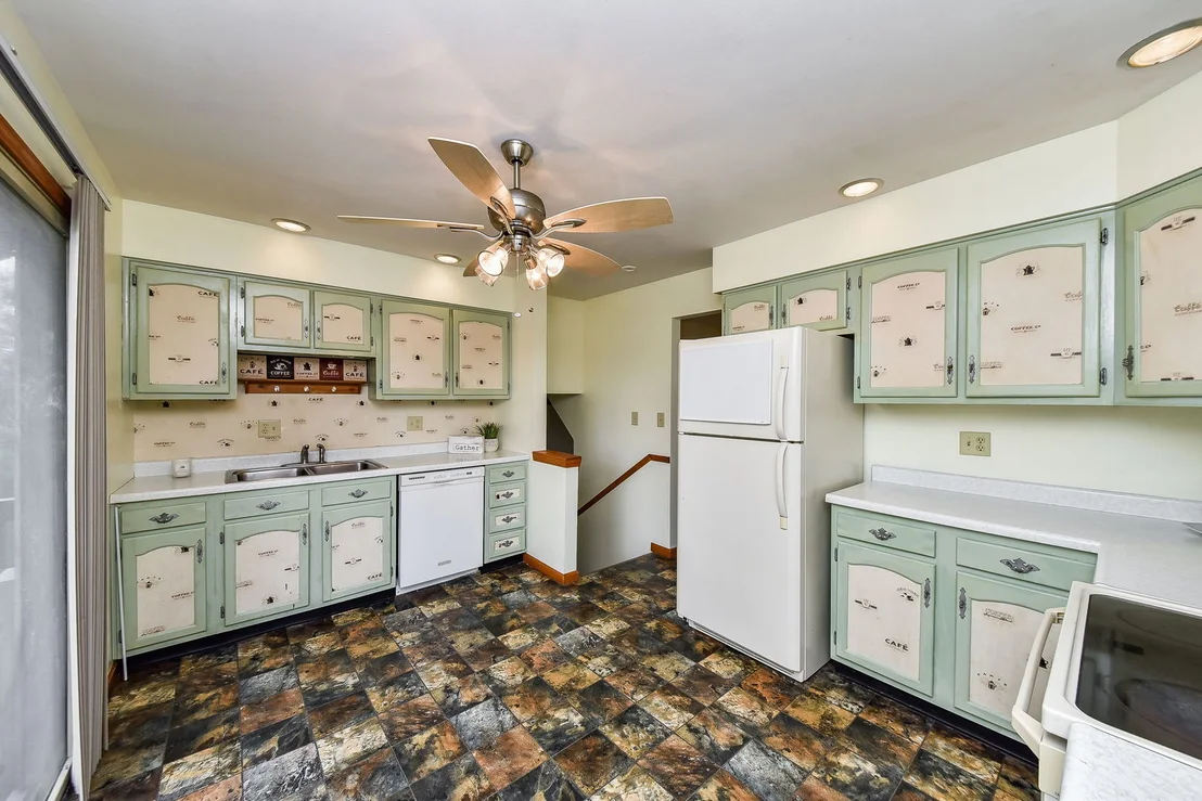 Photo of 103 Pooler Avenue