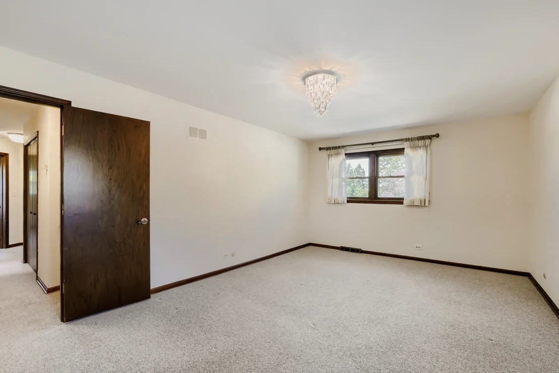 Photo of 1111 W Ash Drive