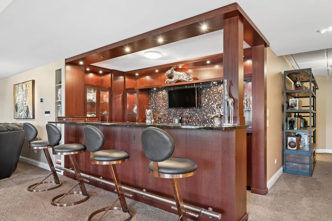 Photo of 1029 Ridgeview Drive