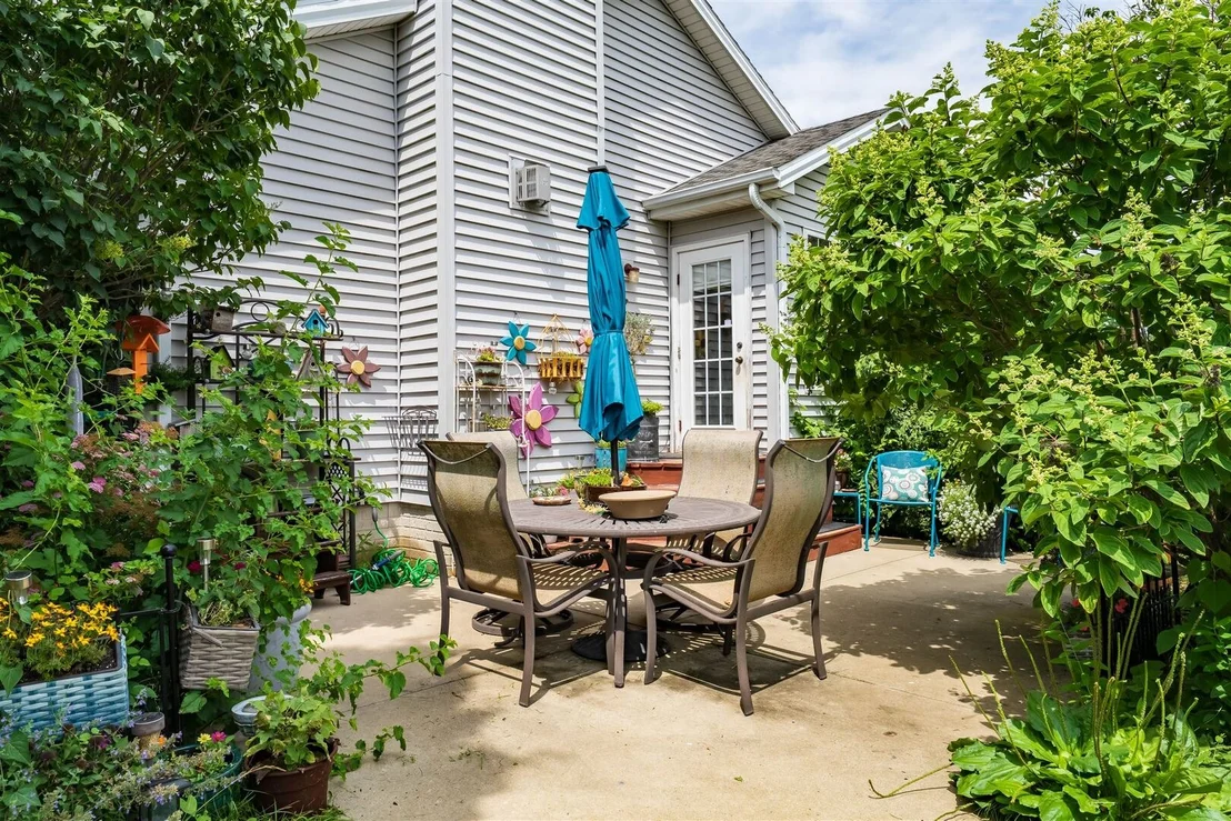 Photo of 2321 Hayden Way