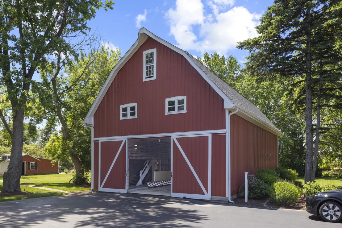 Photo of 3614 Wolf Road