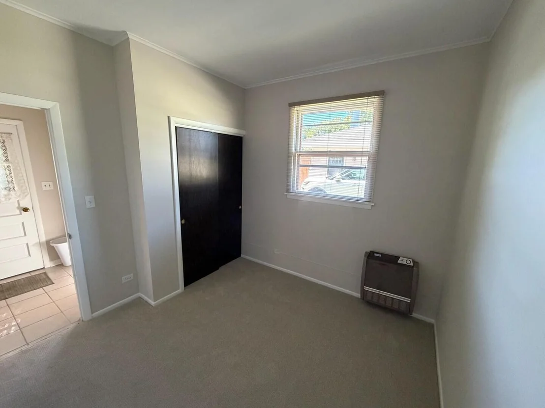 Photo of 121 N Mandel Lane