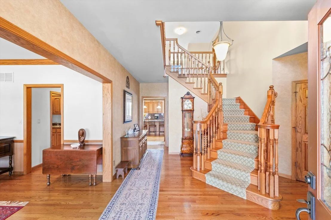 Photo of 2204 Edgewater Place