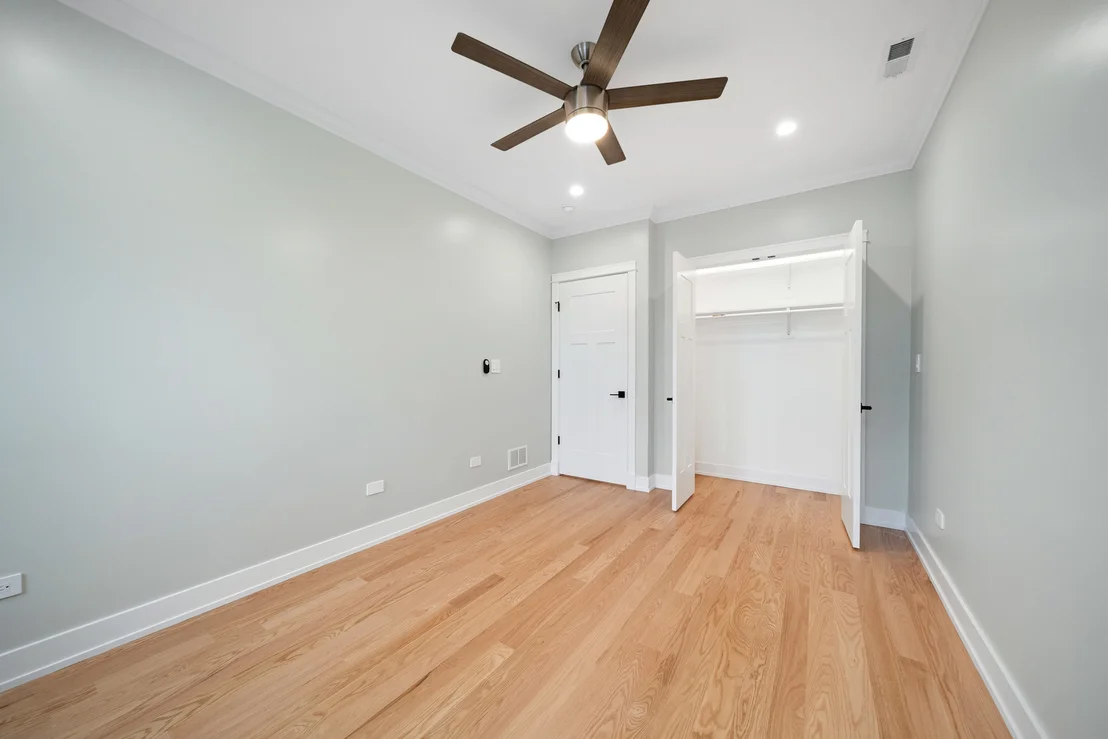 Photo of 5347 N Bernard Street