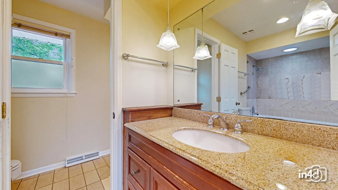 Photo of 2745 Covert Road