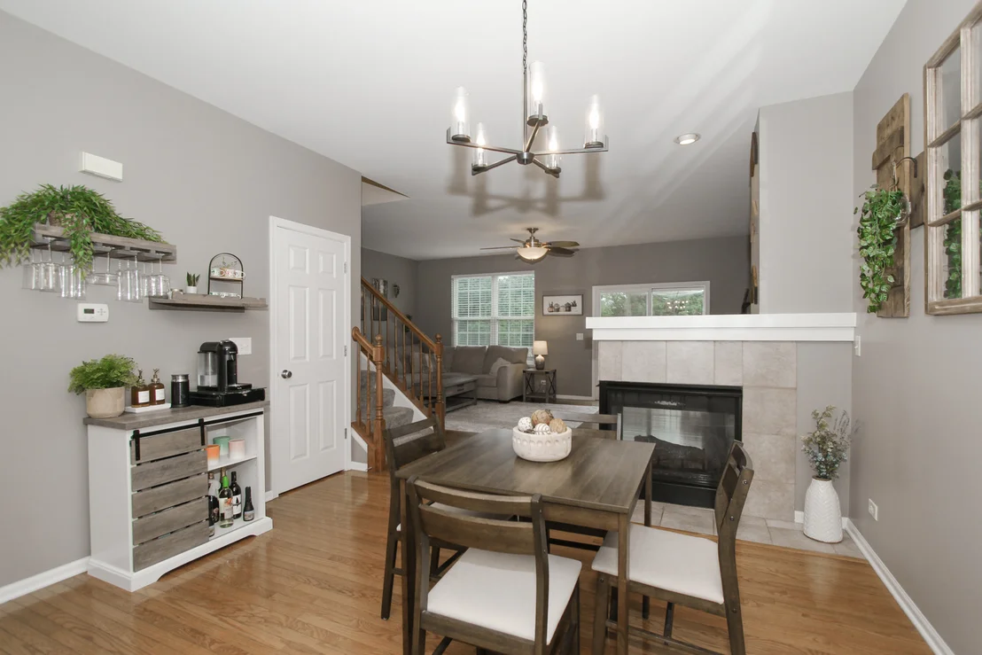 Photo of 734 THORNBURY Road