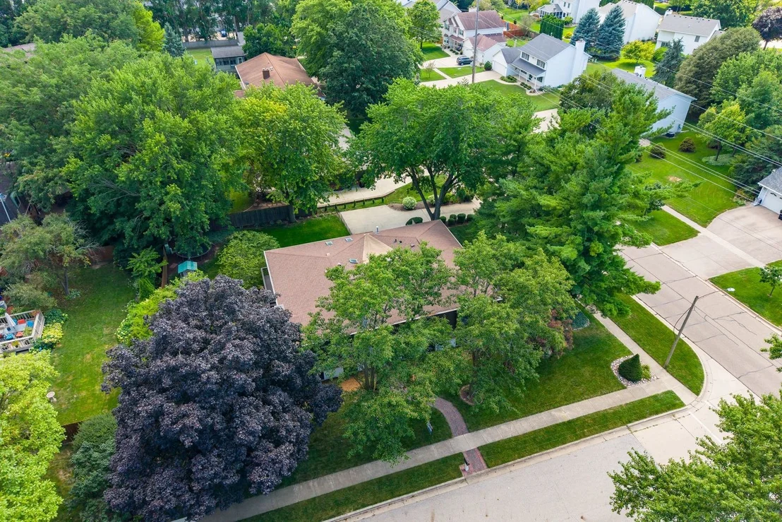 Photo of 1023 Barton Drive