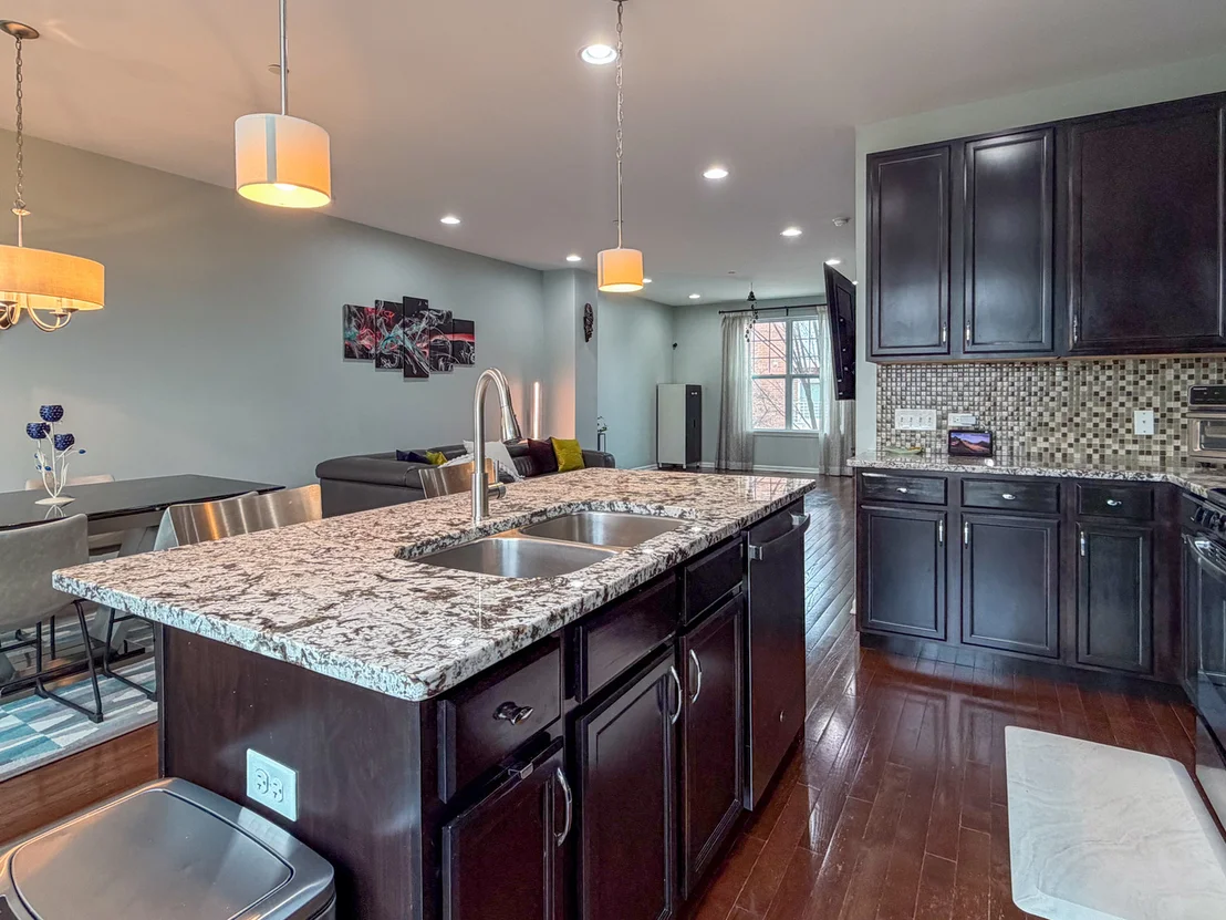 Photo of 503 Lexington Lane