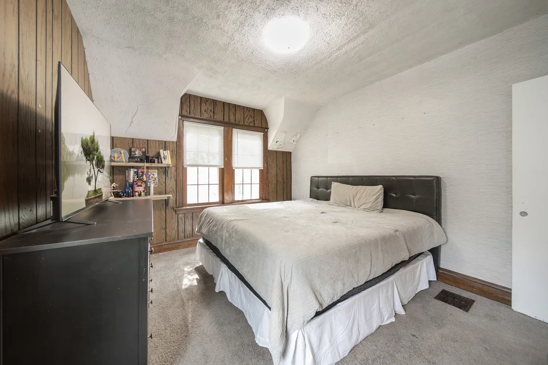 Photo of 2632 Maple Street