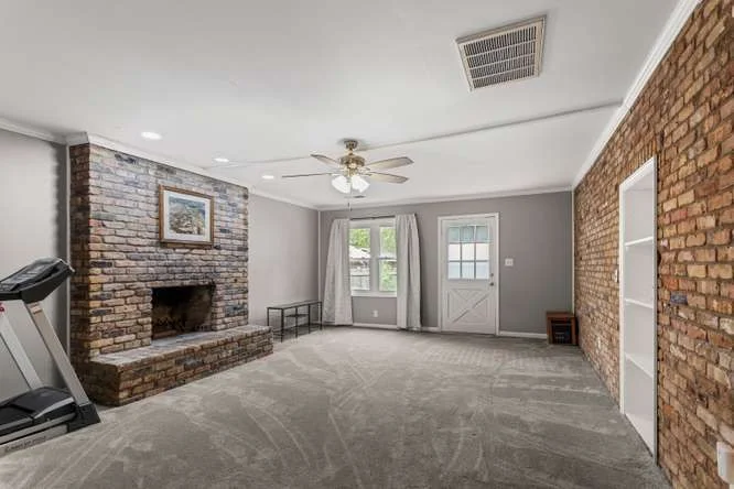 Photo of 1703 Mayfair Road