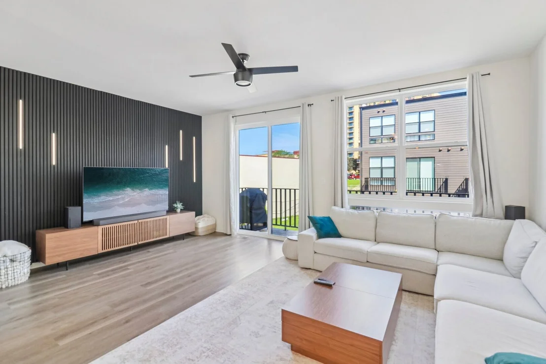 Photo of 352 Summit Circle