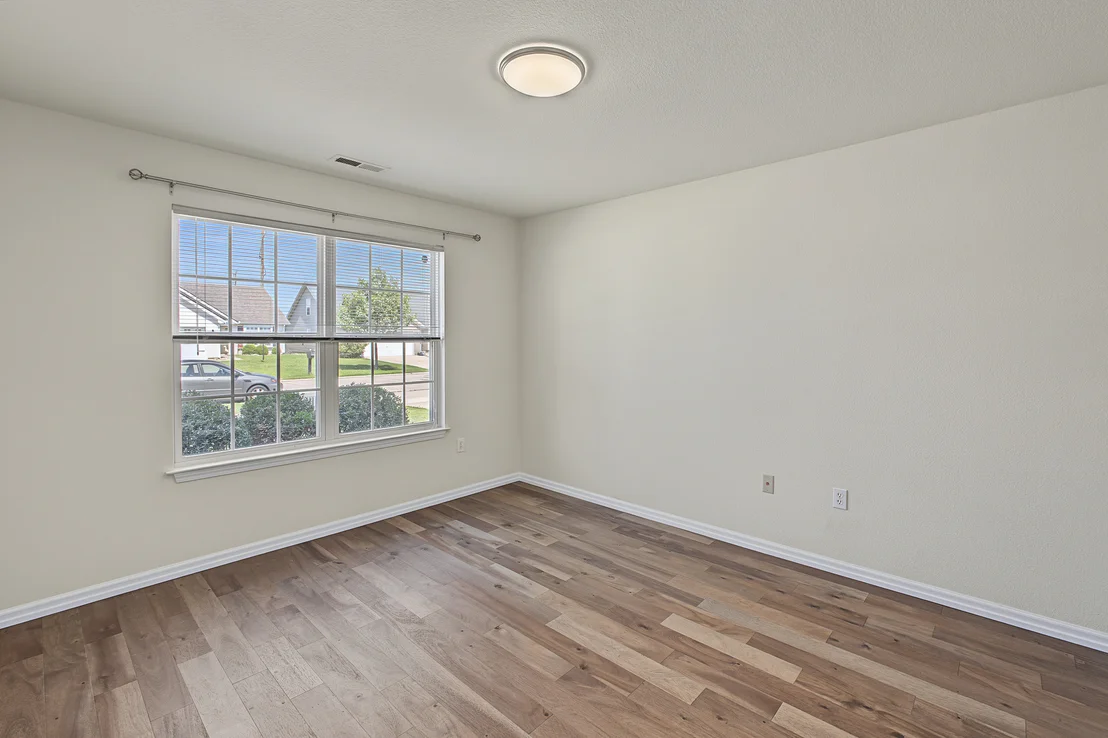 Photo of 711 Lauterbur Lane