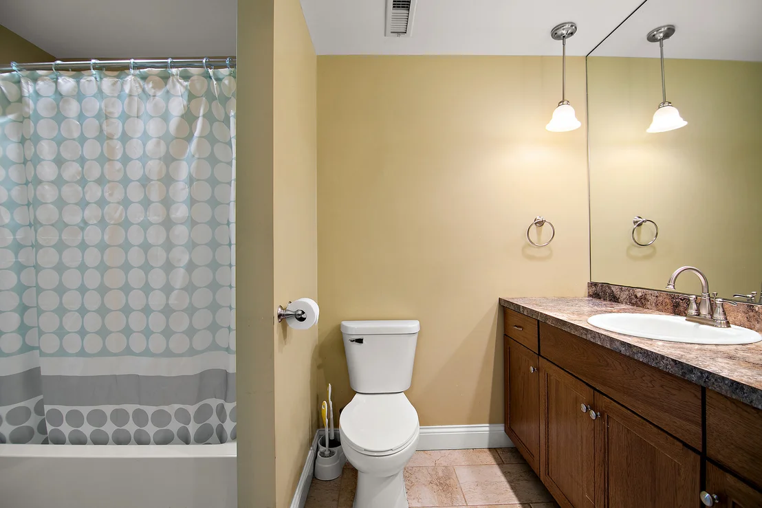 Photo of 1305 OAKTREE Lane