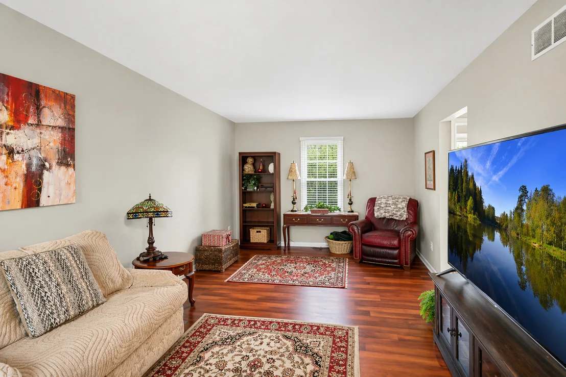 Photo of 1814 Cambridge Drive