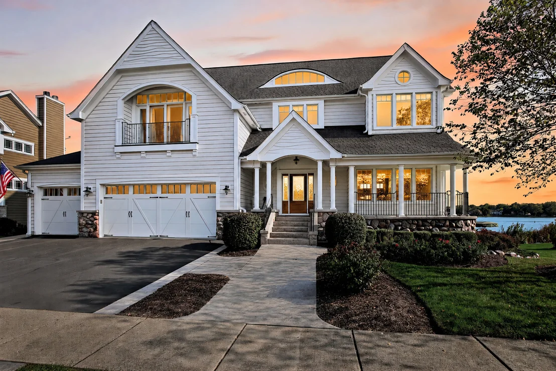 Photo of 820 Peninsula Drive