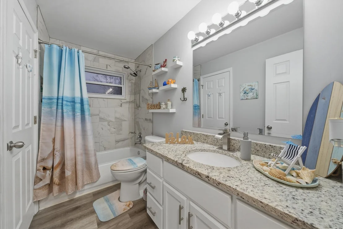 Photo of 234 Malibu Drive