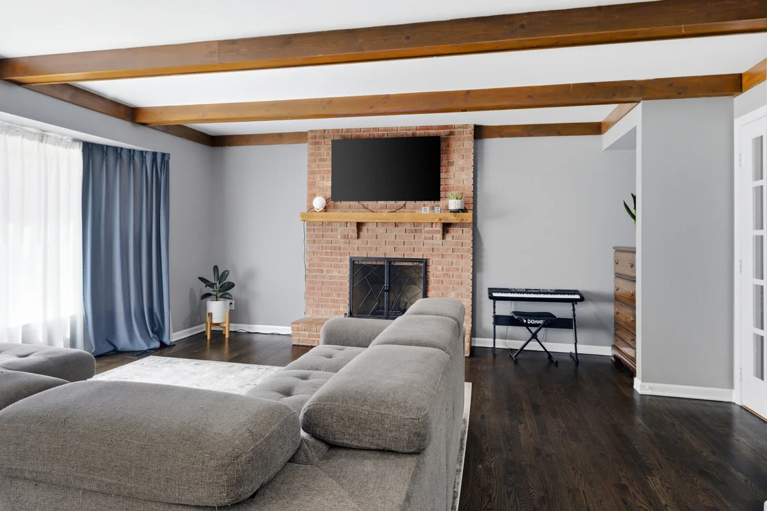 Photo of 845 Crabtree Lane