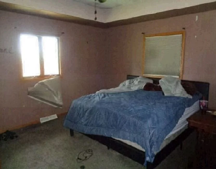 Photo of 1023 W Longfellow Drive