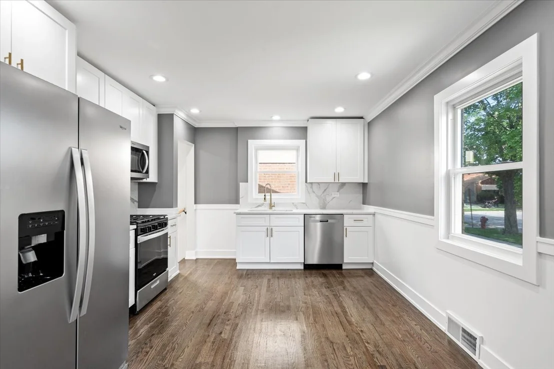 Photo of 438 W 126th Place