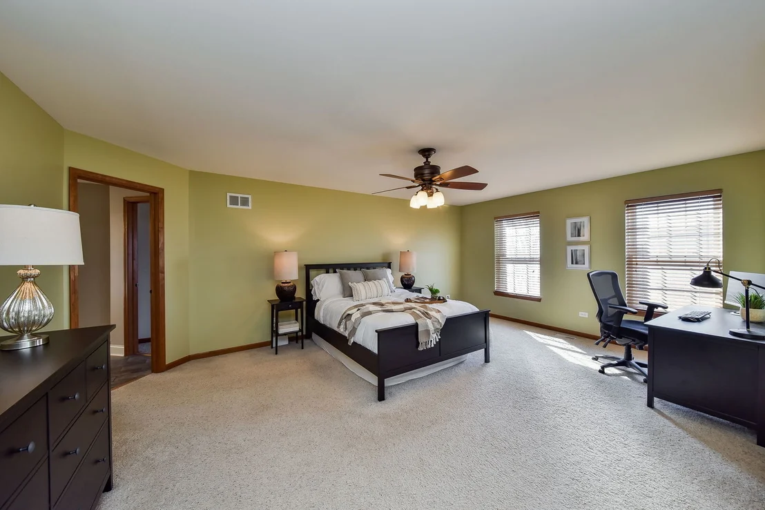 Photo of 1192 Griffith Avenue