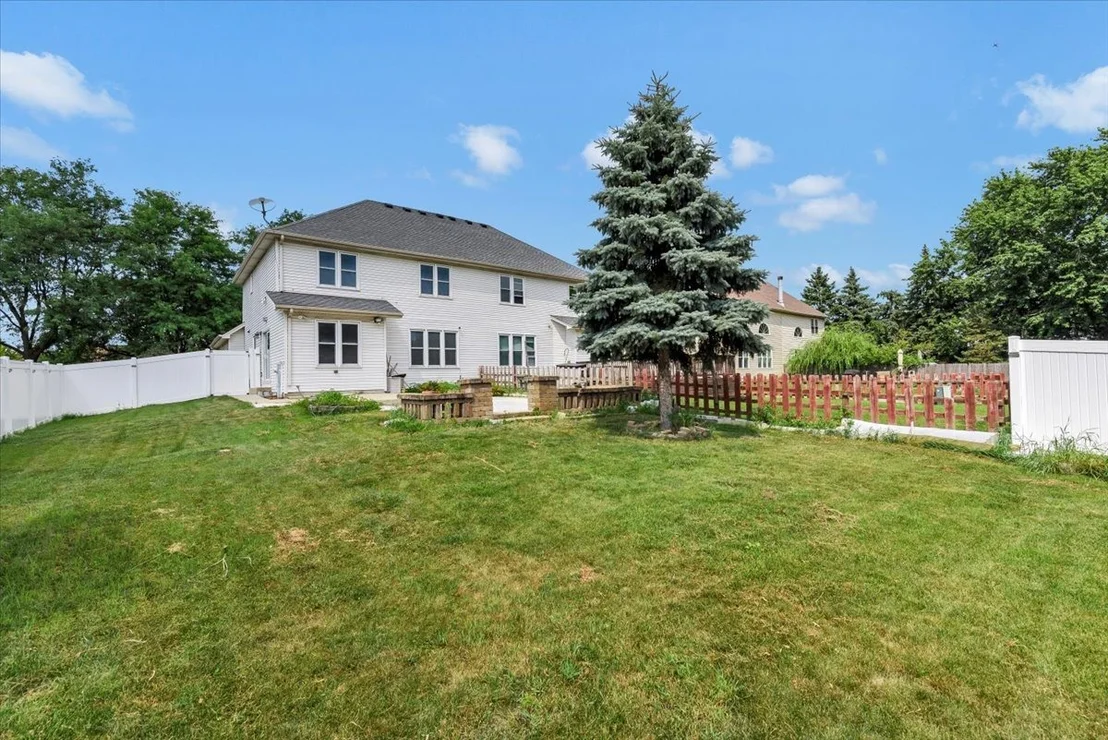 Photo of 2153 Laurel Avenue