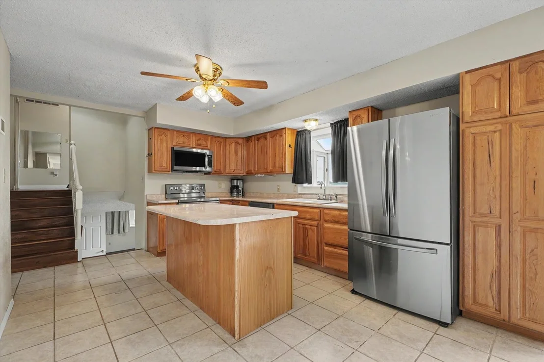 Photo of 2229 Jeffery Drive
