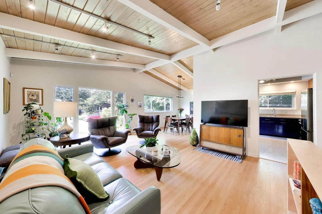 Photo of 3827 White Cloud Drive
