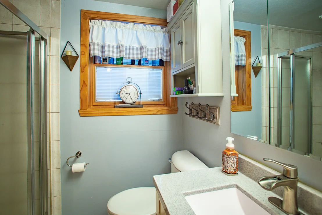 Photo of 1500 Bates Lane