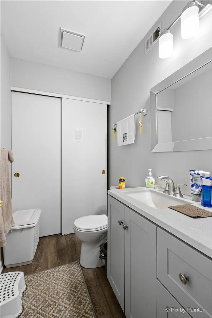 Photo of Unit D at 5202 Winslow Circle