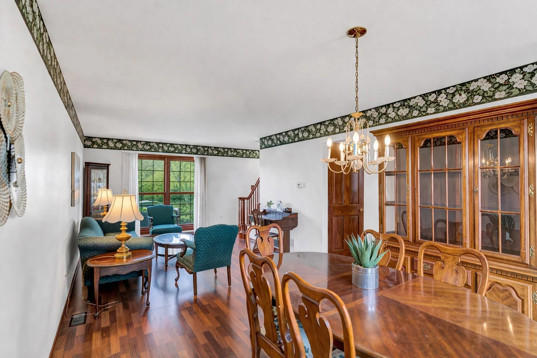 Photo of 842 Pin Oak Circle