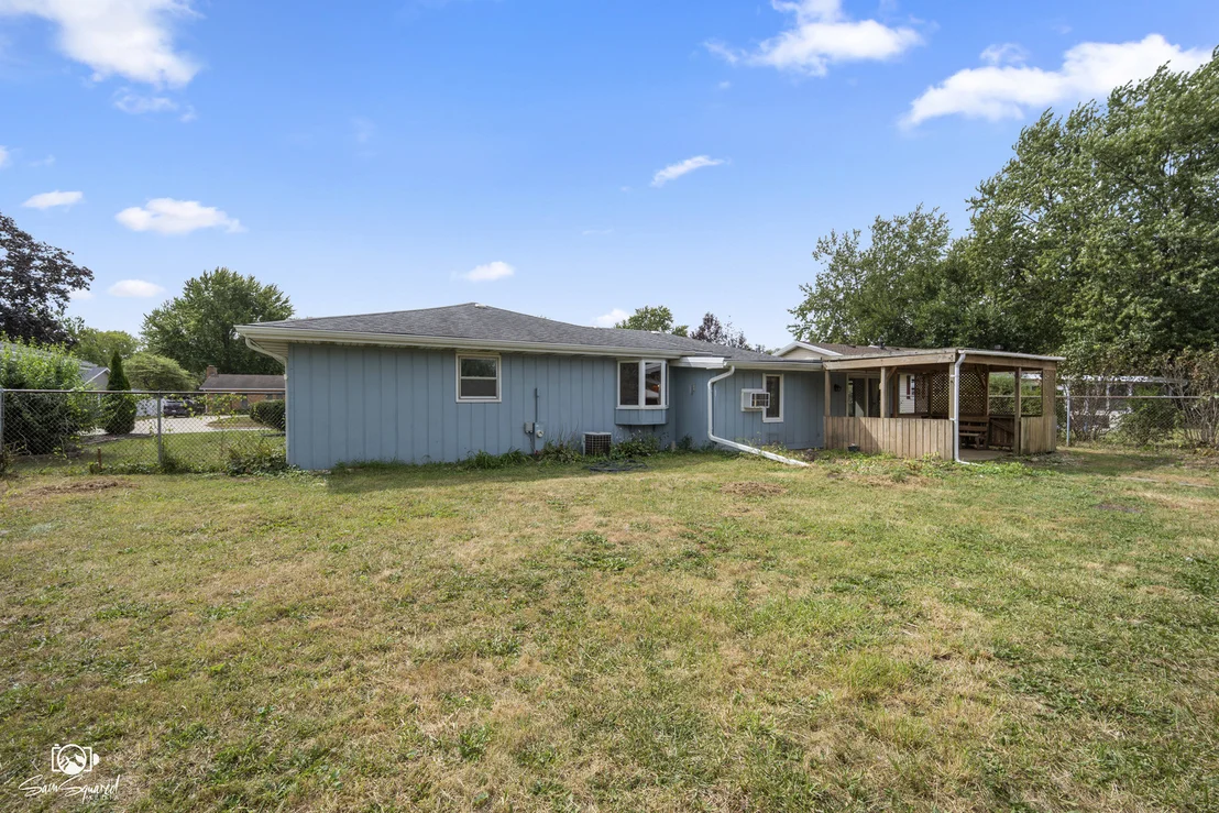 Photo of 651 Concord Place