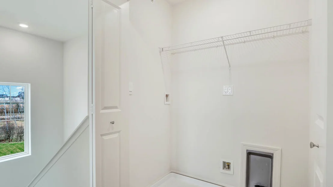 Photo of 1374 Foxglove Drive